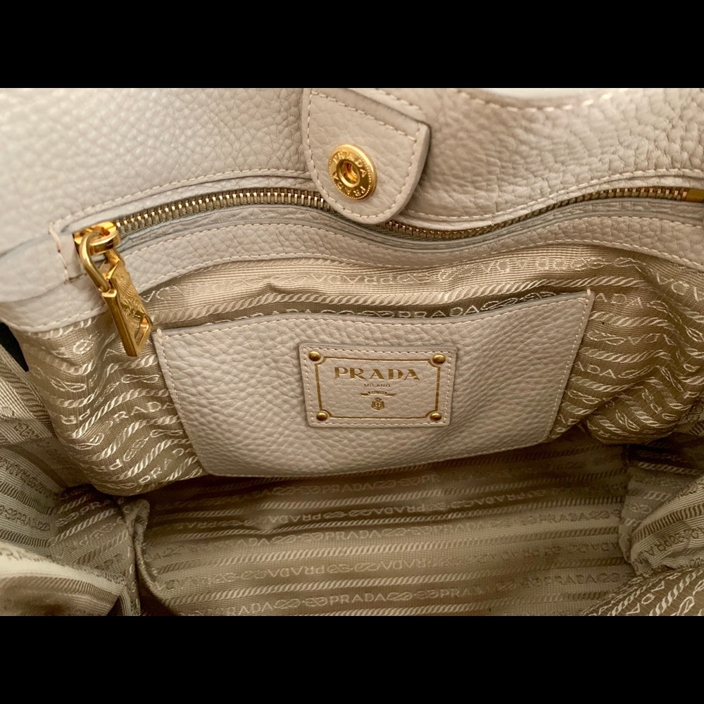 🎉 HP 🎉 PRADA Vitello Daino Leather Bag Pomice - Picture 4 of 7